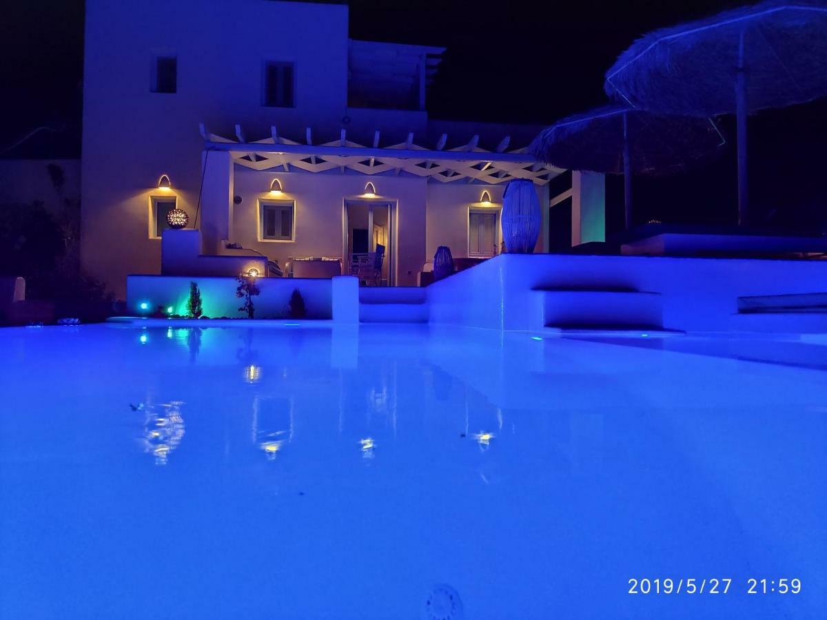 Santoxenia Luxury Villa คามารี ภายนอก รูปภาพ